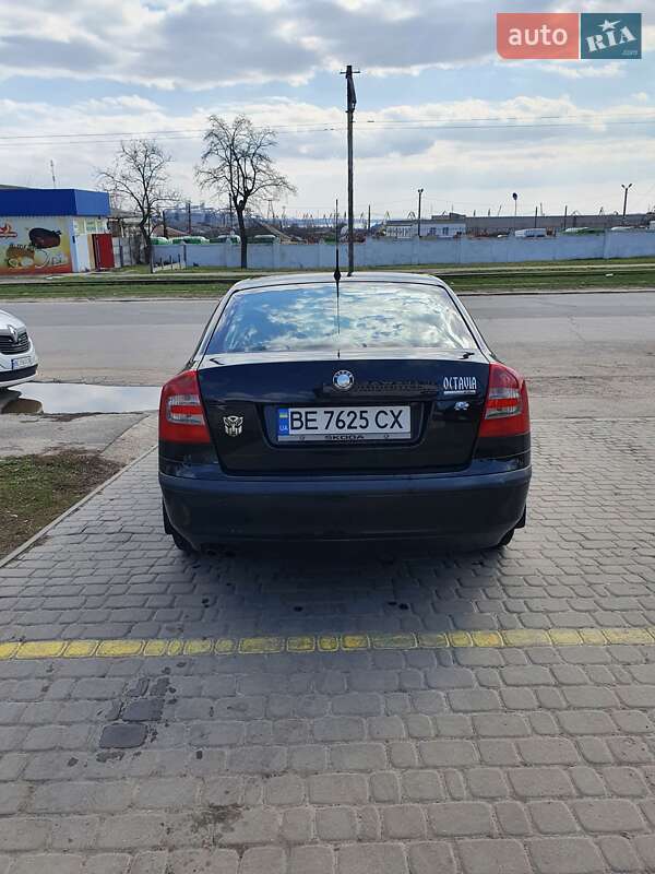 Лифтбек Skoda Octavia 2006 в Одессе
