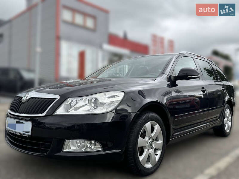 Універсал Skoda Octavia 2010 в Івано-Франківську