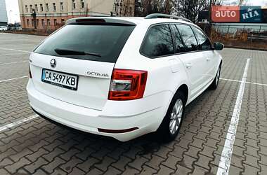 Универсал Skoda Octavia 2018 в Чернигове