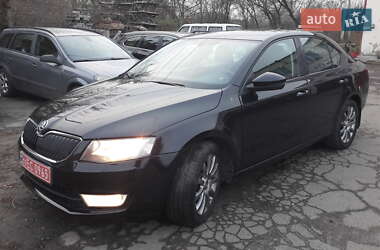 Ліфтбек Skoda Octavia 2015 в Луцьку