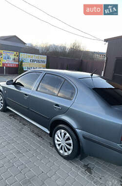 Лифтбек Skoda Octavia 2003 в Надворной