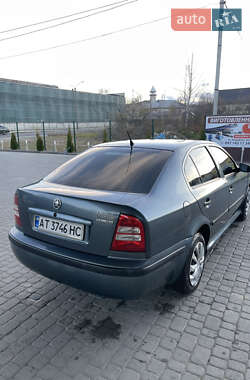 Лифтбек Skoda Octavia 2003 в Надворной