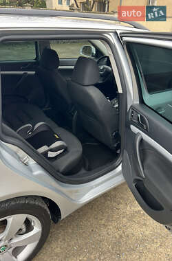 Універсал Skoda Octavia 2011 в 