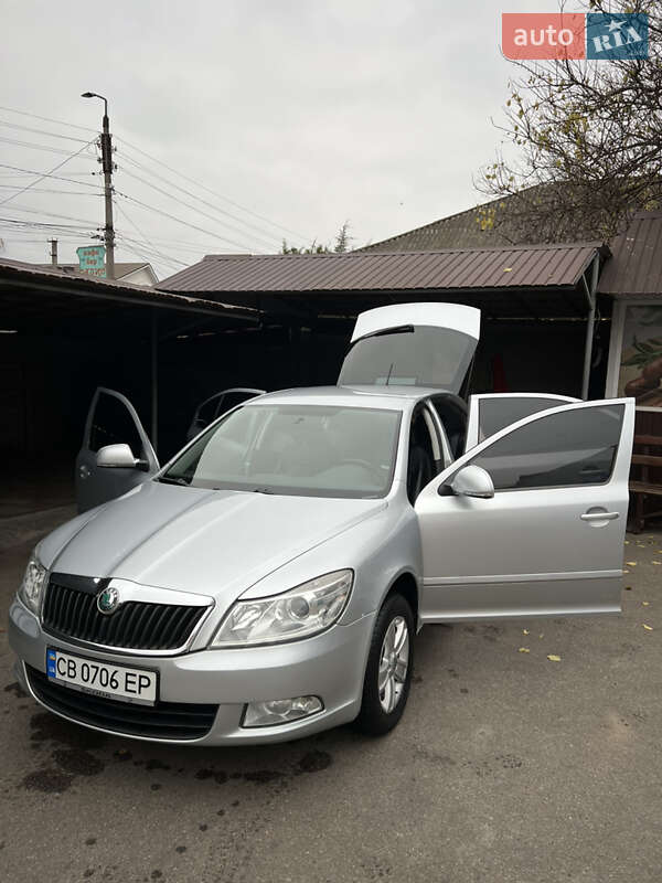 Лифтбек Skoda Octavia 2012 в Прилуках