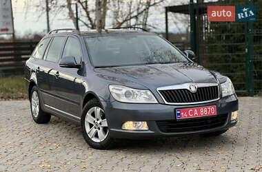 Универсал Skoda Octavia 2010 в Стрые