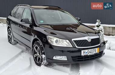 Універсал Skoda Octavia 2011 в Житомирі