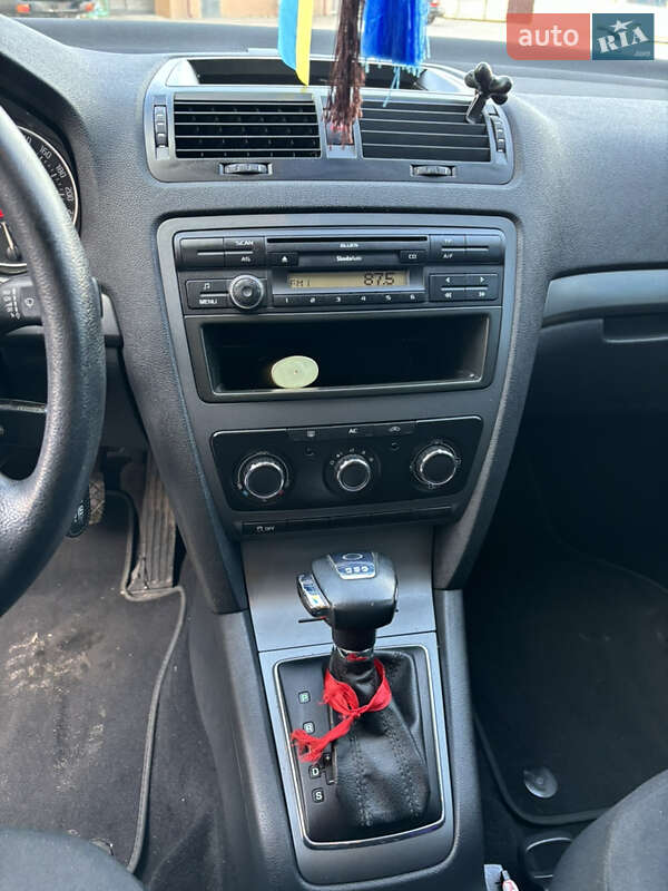 Універсал Skoda Octavia 2010 в Рівному фото 19 Універсал Skoda Octavia 2010 в Рівному