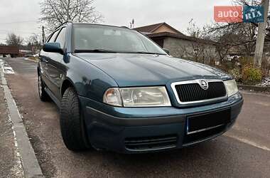 Универсал Skoda Octavia 2004 в Костополе