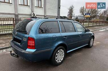 Универсал Skoda Octavia 2004 в Костополе