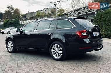 Универсал Skoda Octavia 2018 в Луцке