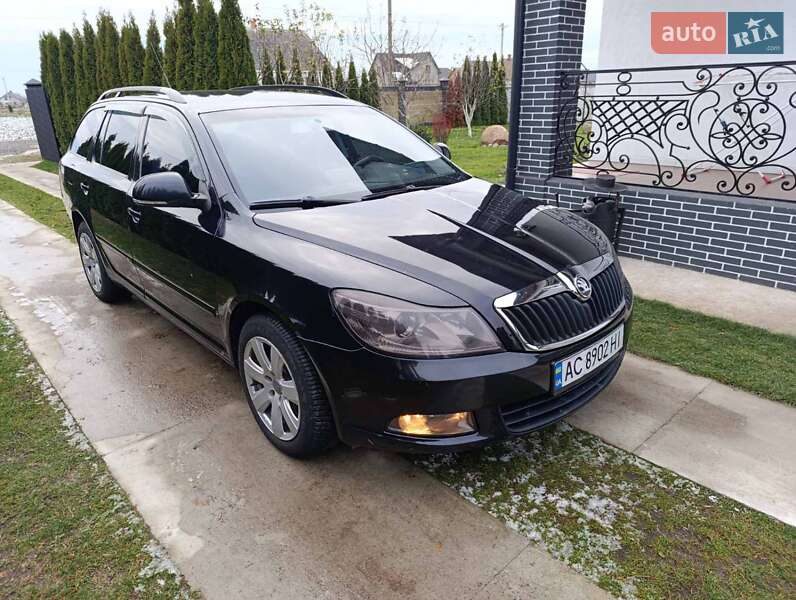 Універсал Skoda Octavia 2010 в Ратному