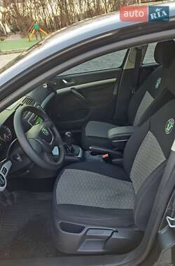 Ліфтбек Skoda Octavia 2009 в Жовтих Водах