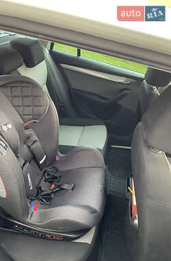 Универсал Skoda Octavia 2015 в 