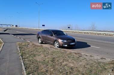 Лифтбек Skoda Octavia 2015 в Запорожье