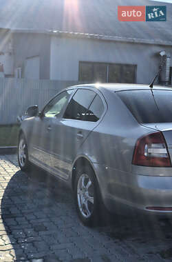 Ліфтбек Skoda Octavia 2010 в Дрогобичі