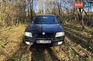 Лифтбек Skoda Octavia 2007 в Ровно