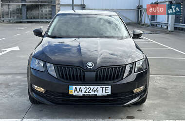 Лифтбек Skoda Octavia 2017 в Киеве