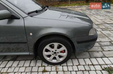 Лифтбек Skoda Octavia 2003 в Надворной