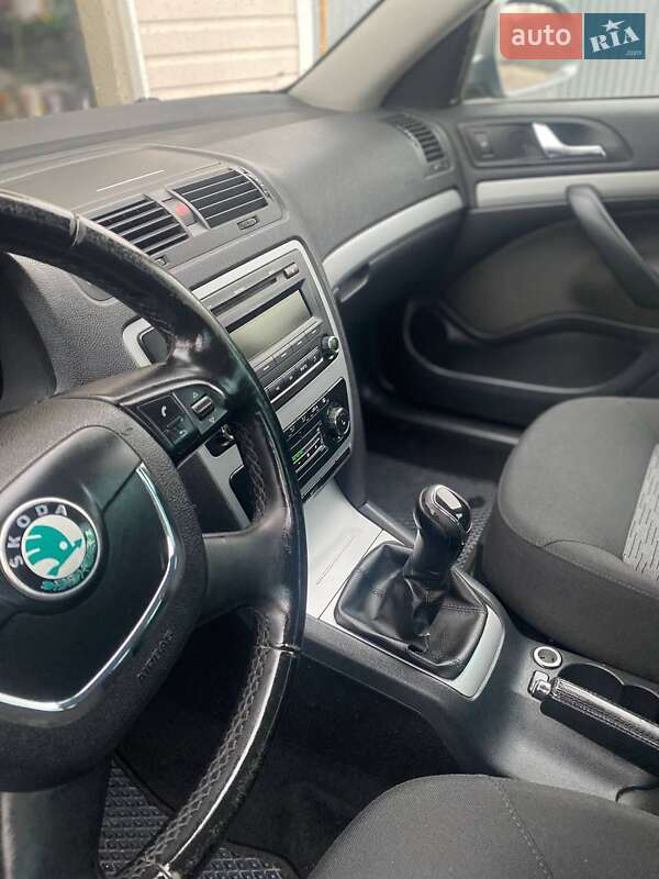 Универсал Skoda Octavia 2012 в Сарнах фото 27 Универсал Skoda Octavia 2012 в Сарнах