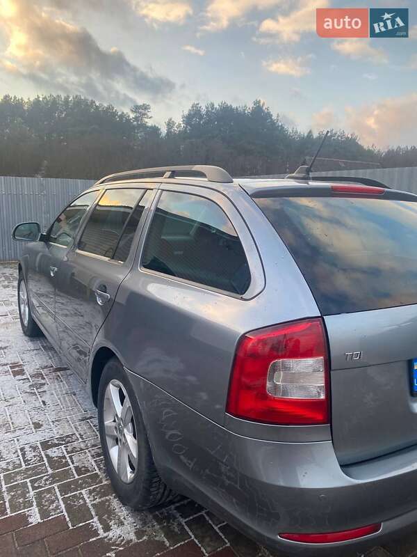 Универсал Skoda Octavia 2012 в Сарнах фото 36 Универсал Skoda Octavia 2012 в Сарнах