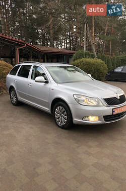 Универсал Skoda Octavia 2012 в 