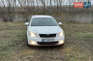 Универсал Skoda Octavia 2010 в Полтаве