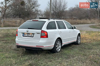 Универсал Skoda Octavia 2010 в Полтаве