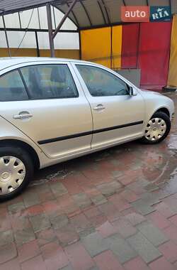 Лифтбек Skoda Octavia 2005 в Збараже