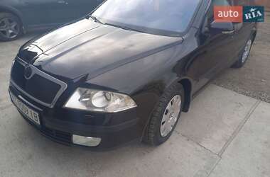 Лифтбек Skoda Octavia 2008 в Делятине