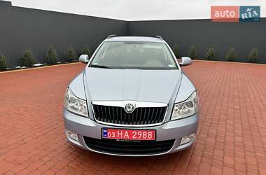 Універсал Skoda Octavia 2010 в Жашківу