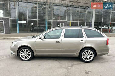 Универсал Skoda Octavia 2011 в 