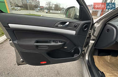Универсал Skoda Octavia 2011 в 