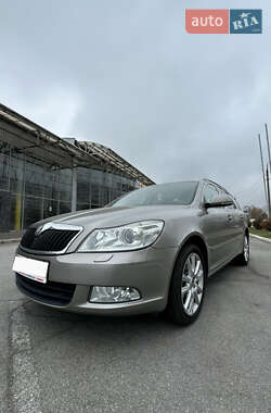 Универсал Skoda Octavia 2011 в 