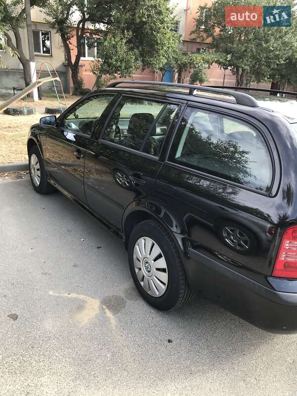 Універсал Skoda Octavia 2008 в Димері