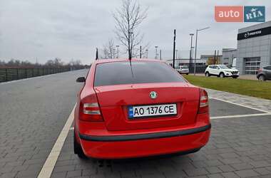 Лифтбек Skoda Octavia 2005 в Мукачево