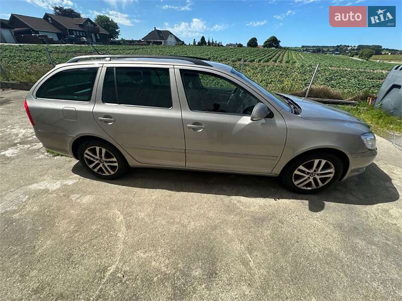Універсал Skoda Octavia 2011 в Буську