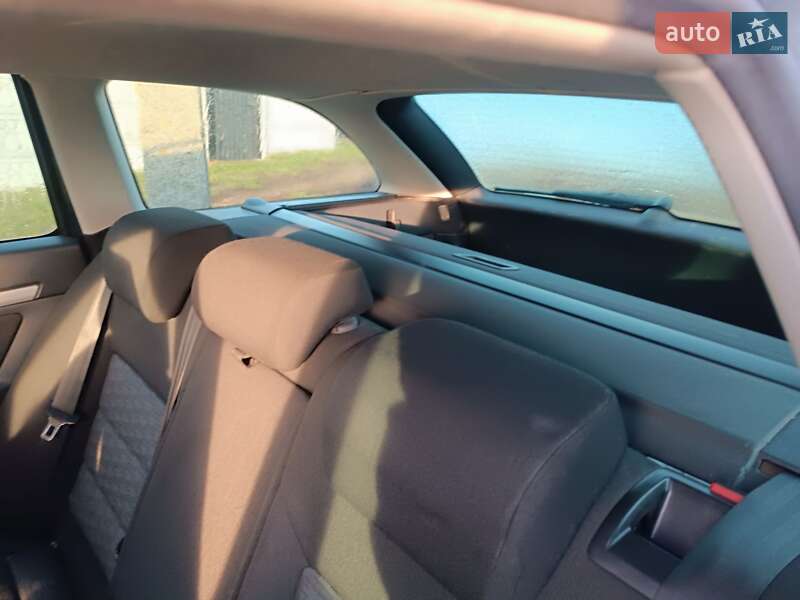 Универсал Skoda Octavia 2012 в Чернигове
