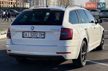 Универсал Skoda Octavia 2017 в Буче