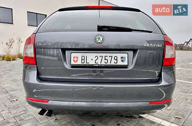 Універсал Skoda Octavia 2010 в Луцьку