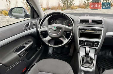 Універсал Skoda Octavia 2010 в Луцьку