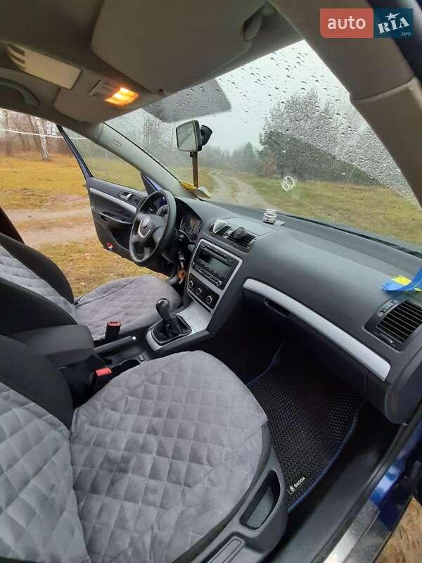 Универсал Skoda Octavia 2009 в Жовкве