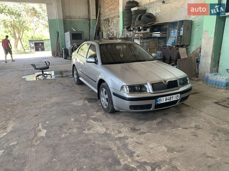Ліфтбек Skoda Octavia 2004 в Полтаві
