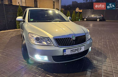 Ліфтбек Skoda Octavia 2009 в Черкасах