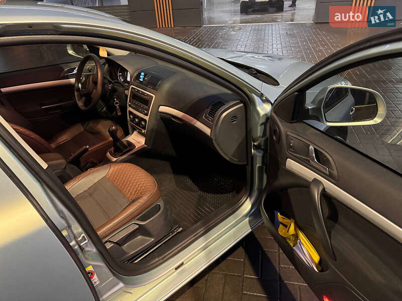 Ліфтбек Skoda Octavia 2009 в Черкасах