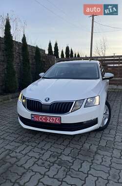 Ліфтбек Skoda Octavia 2019 в Стрию