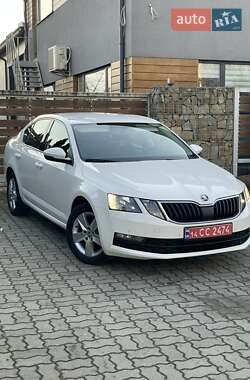 Ліфтбек Skoda Octavia 2019 в Стрию