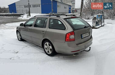 Универсал Skoda Octavia 2011 в 