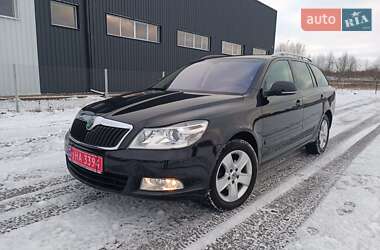 Універсал Skoda Octavia 2010 в Луцьку