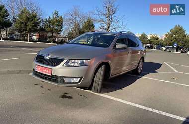 Універсал Skoda Octavia 2013 в Одесі