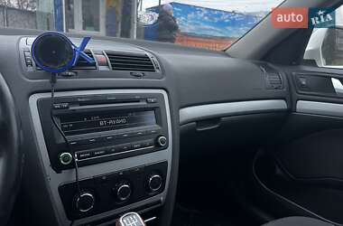 Лифтбек Skoda Octavia 2012 в 
